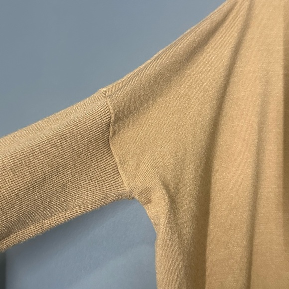 BB Dakota by Steve Madden camel sweater Women’s size small soft - Picture 3 of 7